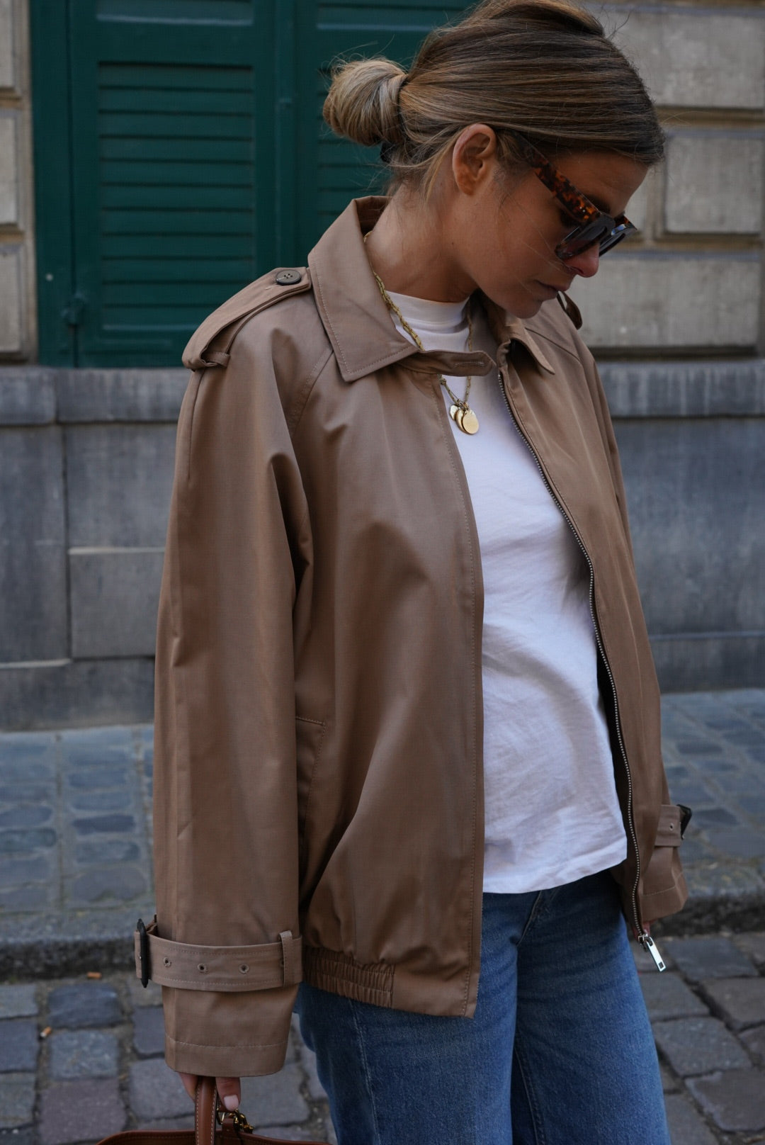 Bombers Louis Taupe