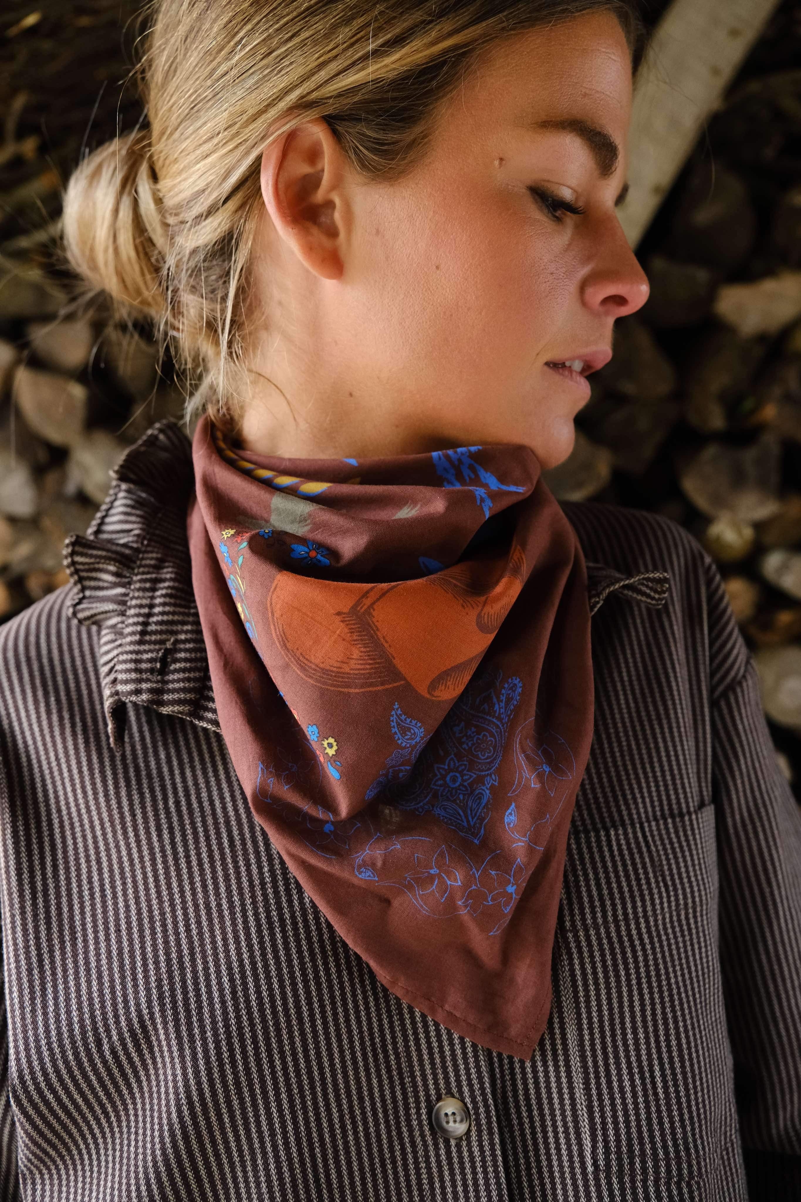 Foulard GEORGES motif marron