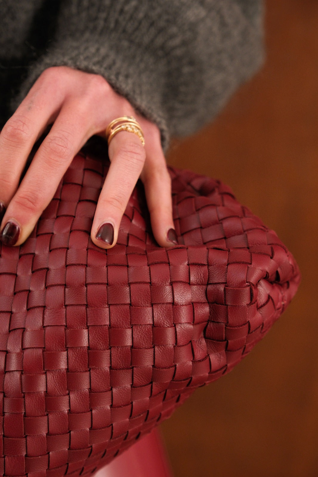 Sac pochon cuir tissé bordeaux