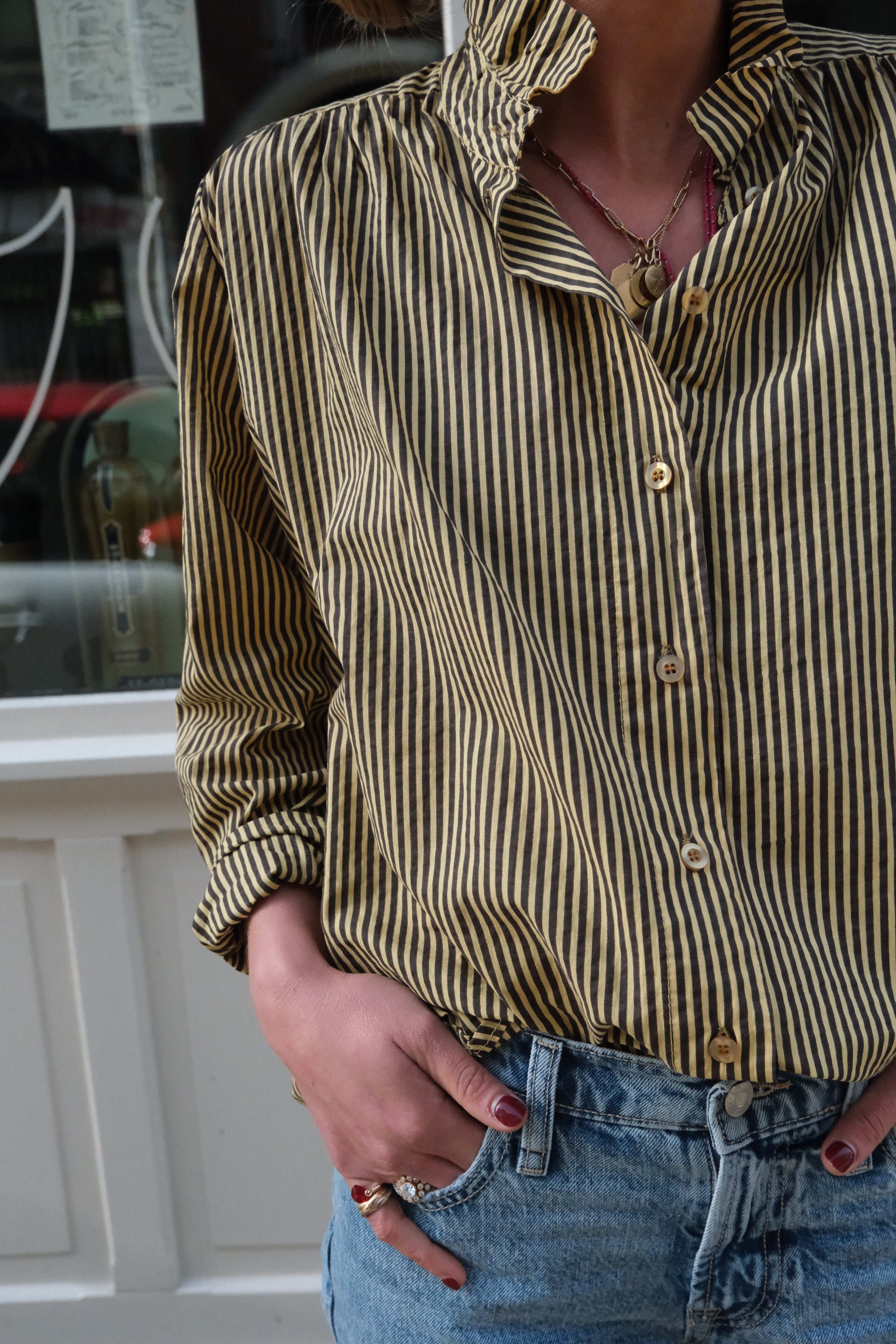 Faustine chocolate/yellow stripe shirt