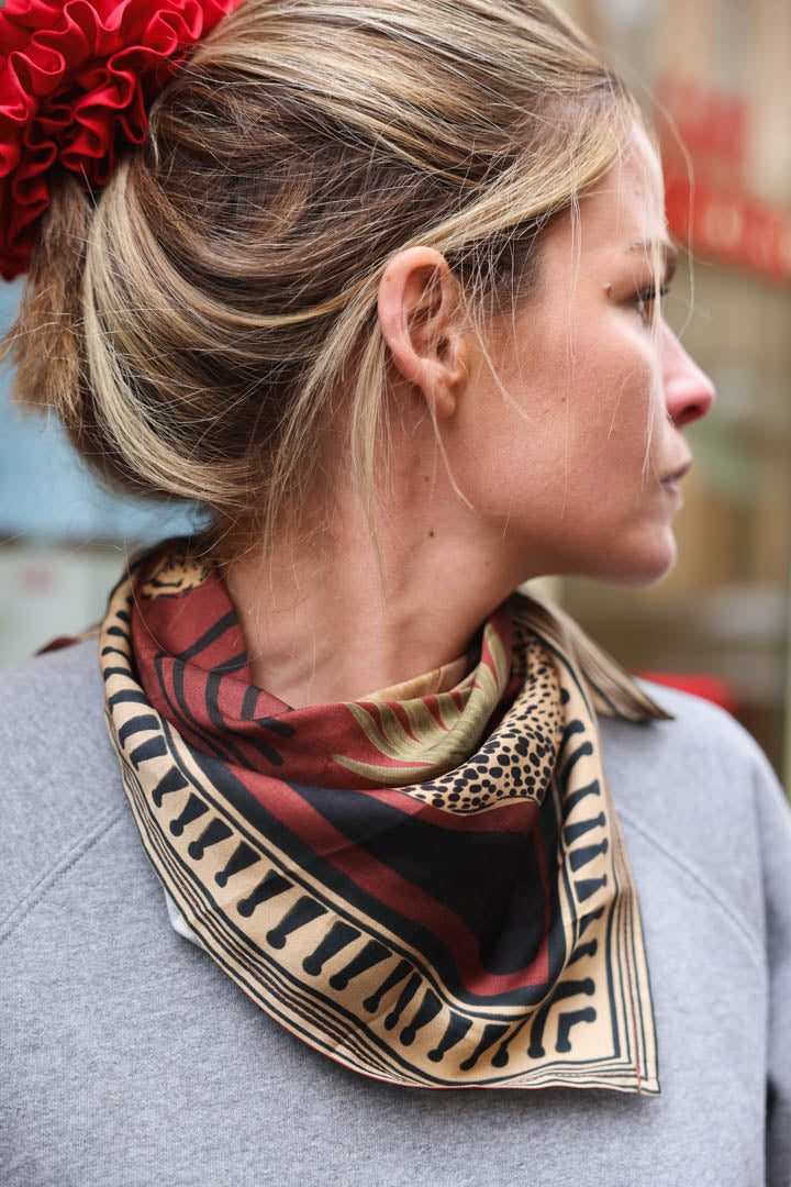 Foulard GEORGIA motif marron
