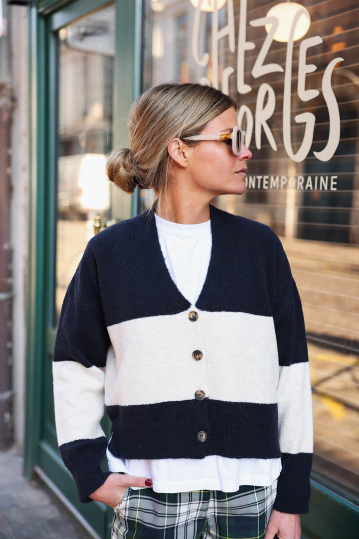 César ecru/navy cardigan