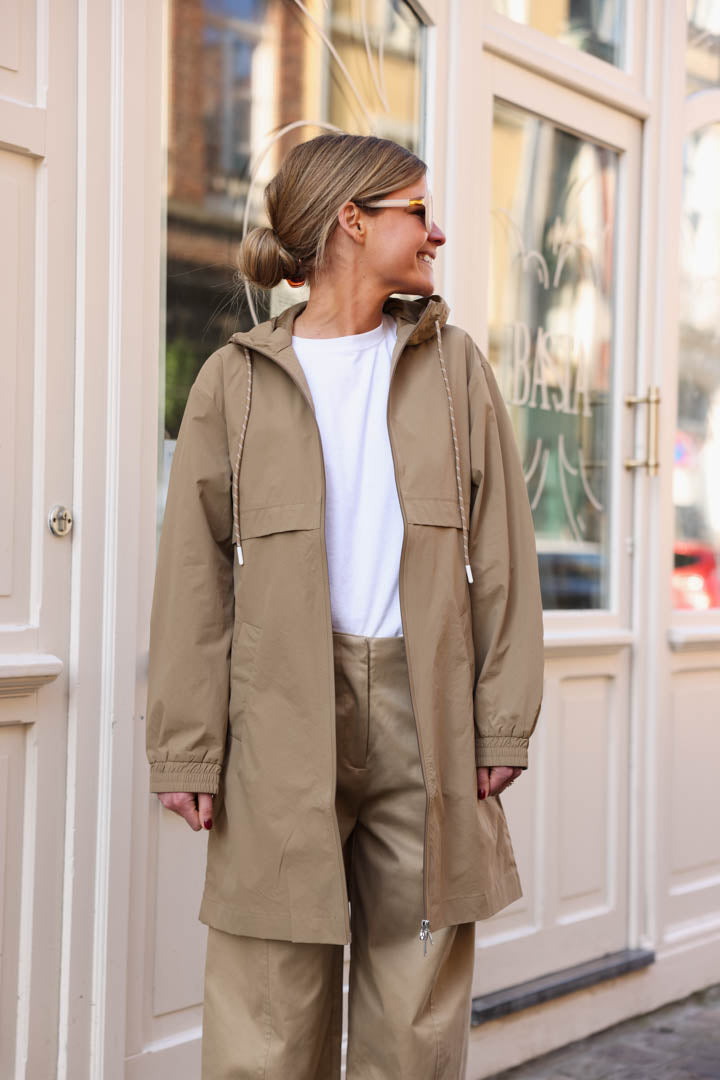 Eugénie beige parka