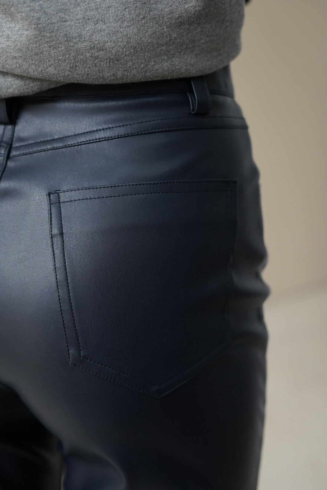 Pantalon CHARLES similicuir marine