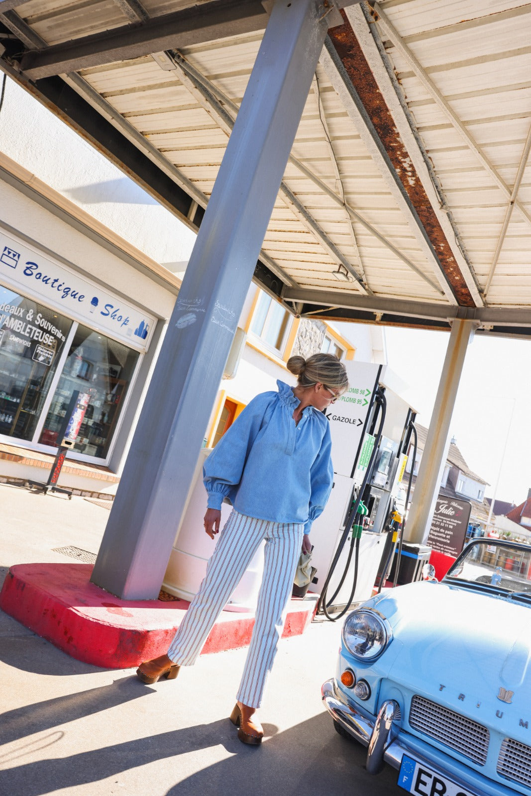 MARCEAU sky blue/red striped pants